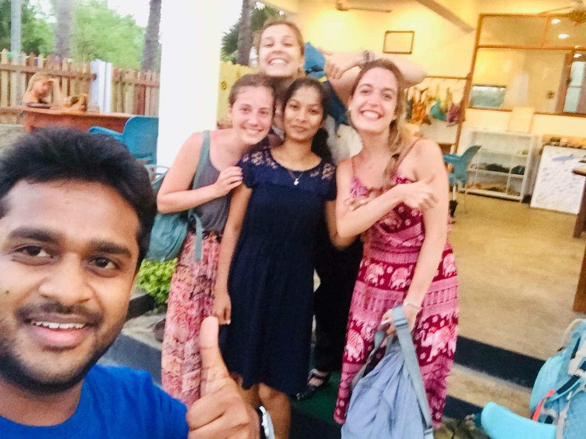 Sweet Home Tourist Rest, Cooking Classes & Tours Anuradhapura Dış mekan fotoğraf