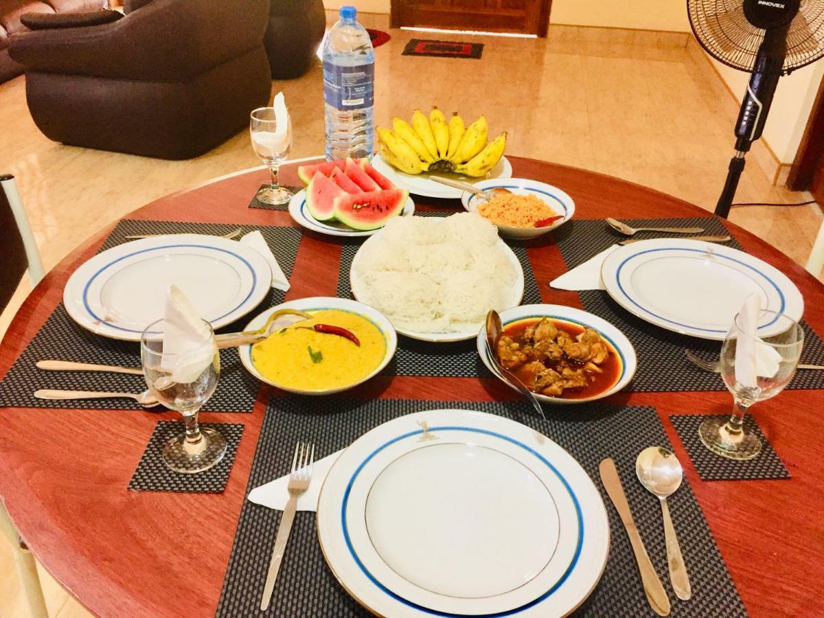 Sweet Home Tourist Rest, Cooking Classes & Tours Anuradhapura Dış mekan fotoğraf